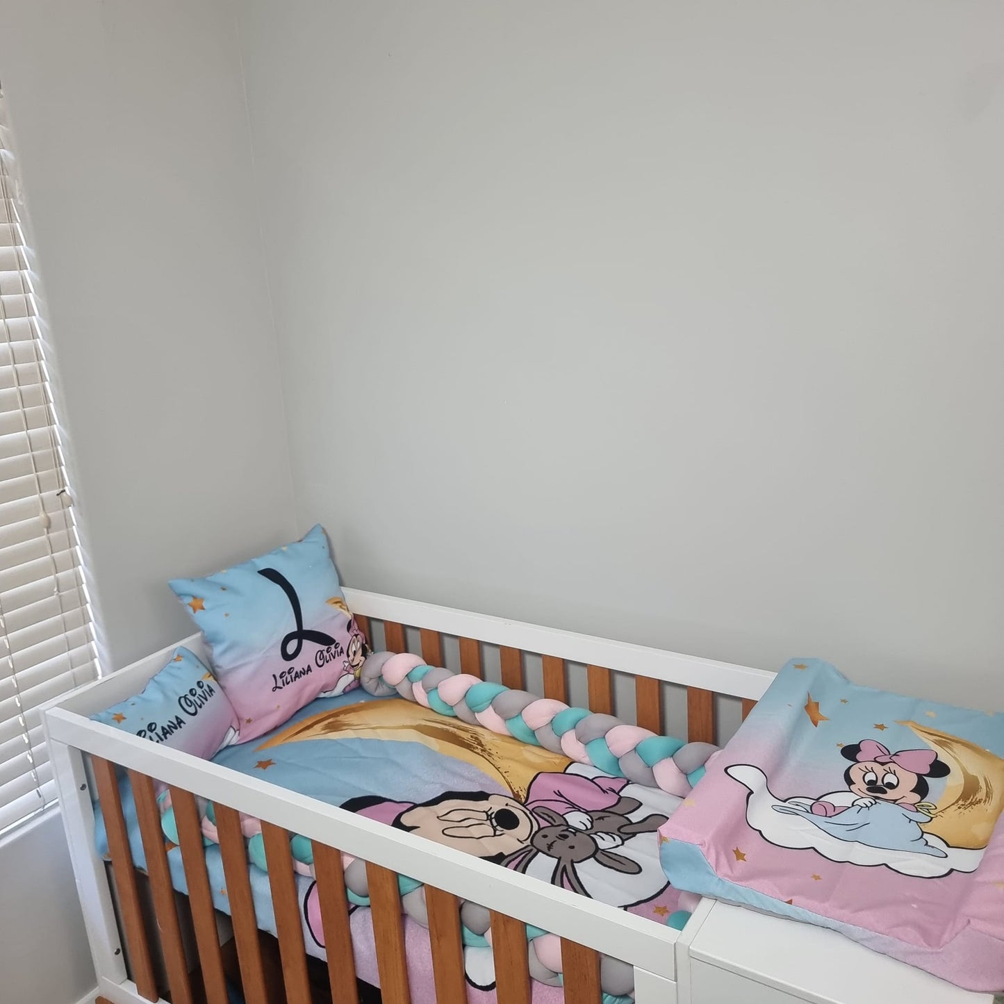 Sweet dreams Minnie - Sew Just More