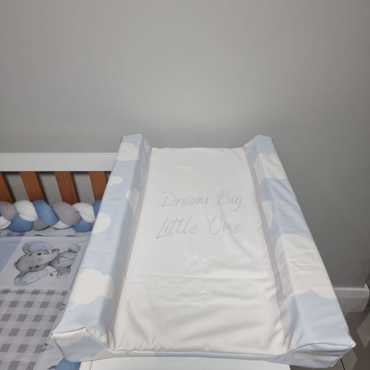 Soft Blue Air balloon Ellie - Sew Just More