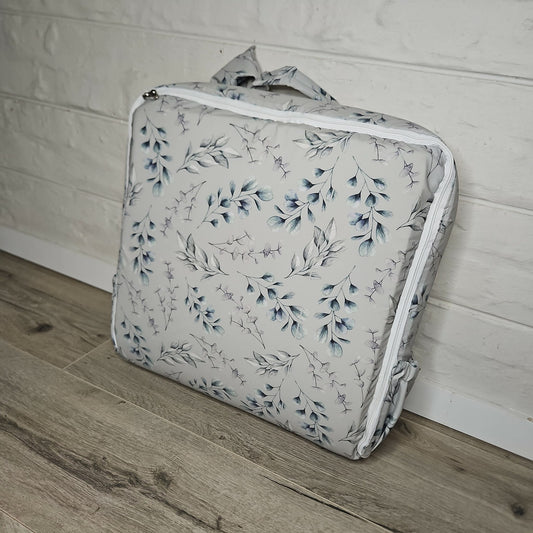 Sage Pennygum travel nest Bag