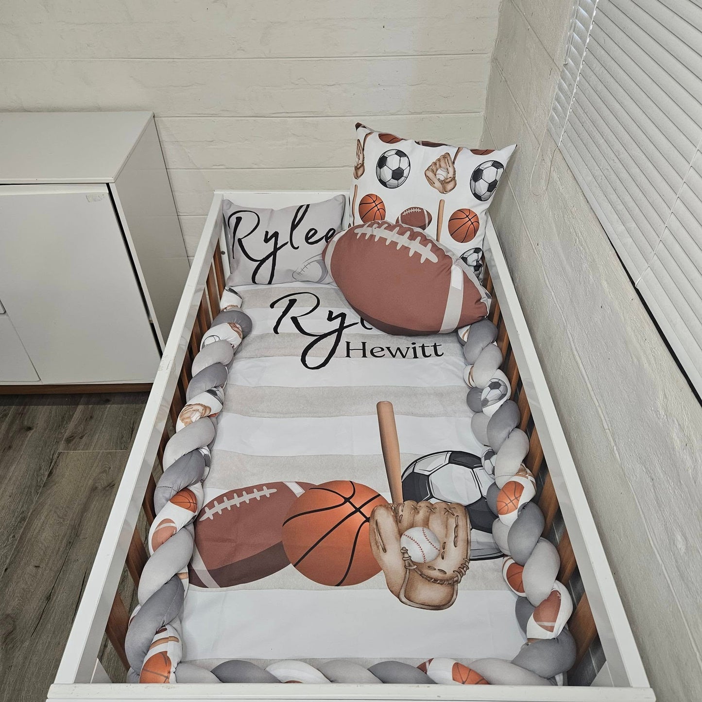 Classy Sports cot linen