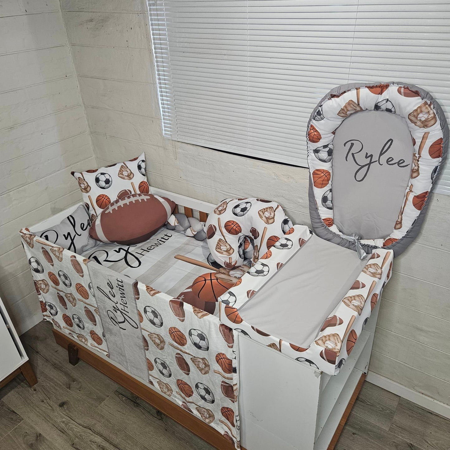 Classy Sports cot linen