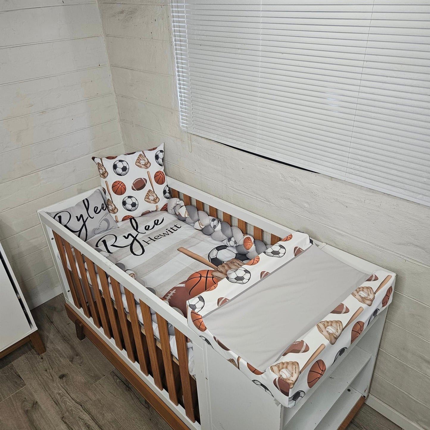 Classy Sports cot linen