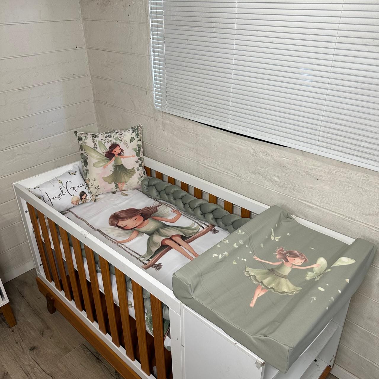 Green Forest Fairy Wonderland 🧚♀️ 🧚♂️ waterproof changing mat