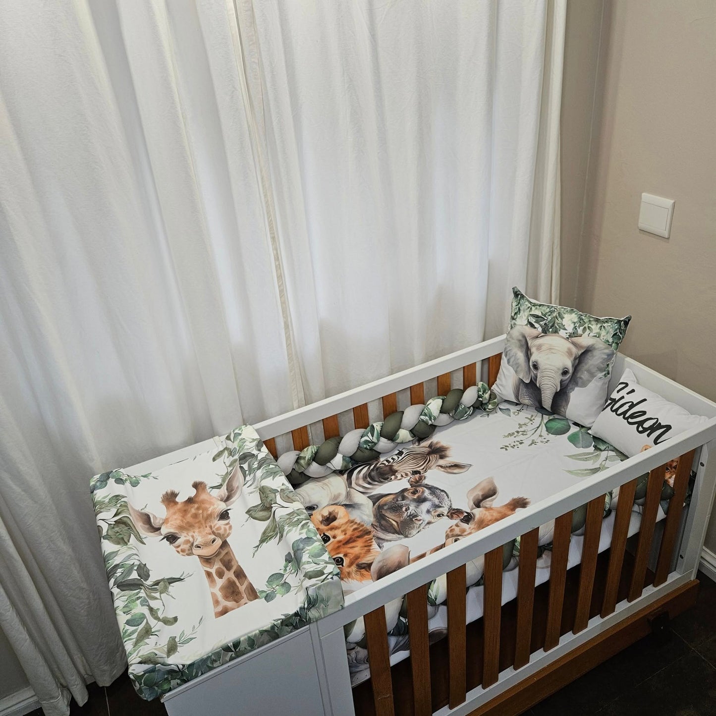 Ultimate Green Safari 2 cot linen