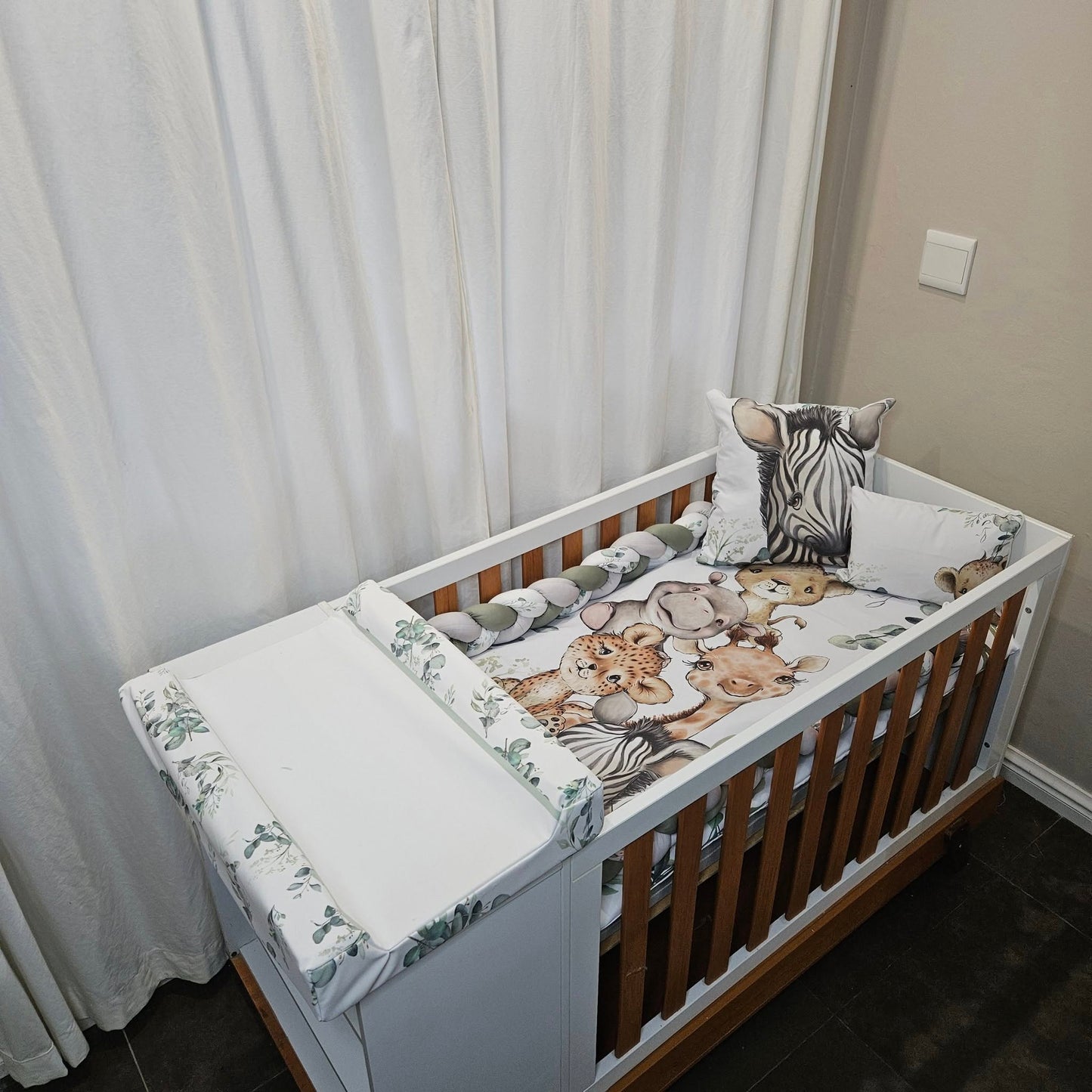 Olive Natural Safari cot linen