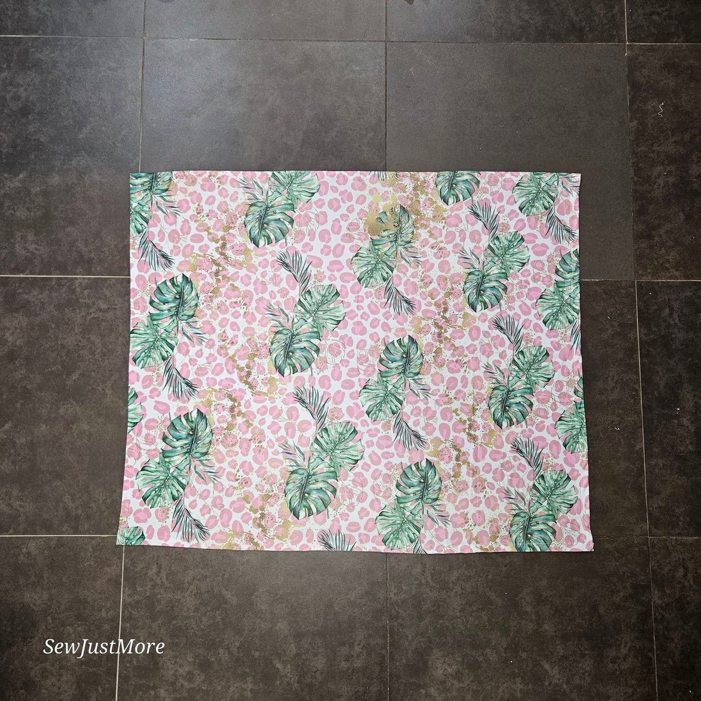 Tropical Leopard š Swaddle blanket Set