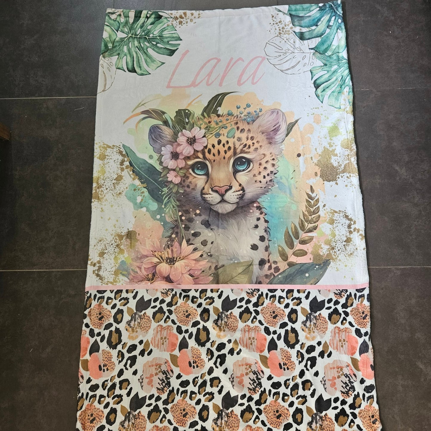 Tropical Leopard 🐆 Fleece Blanket