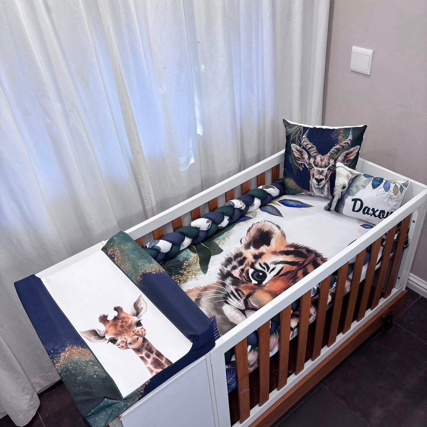 The Royal Safari Cot linen