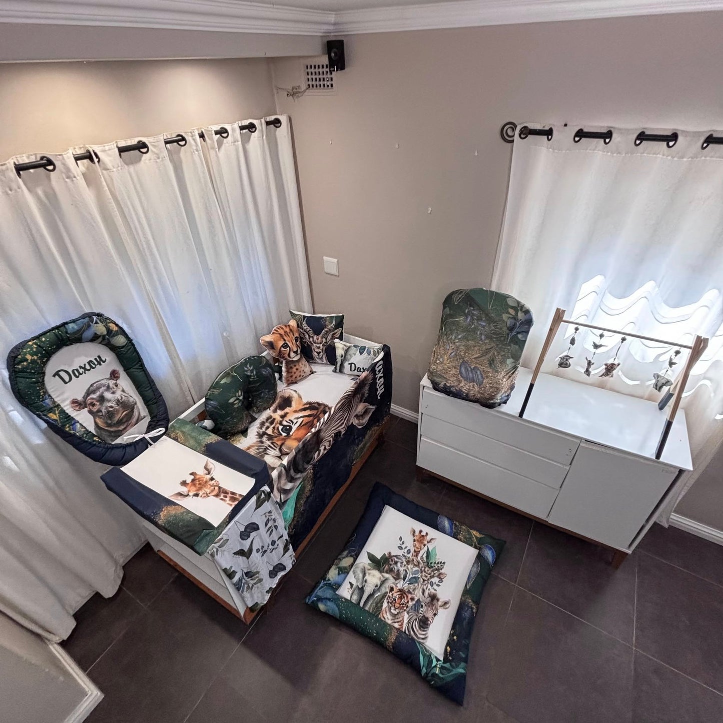 The Royal Safari Cot linen