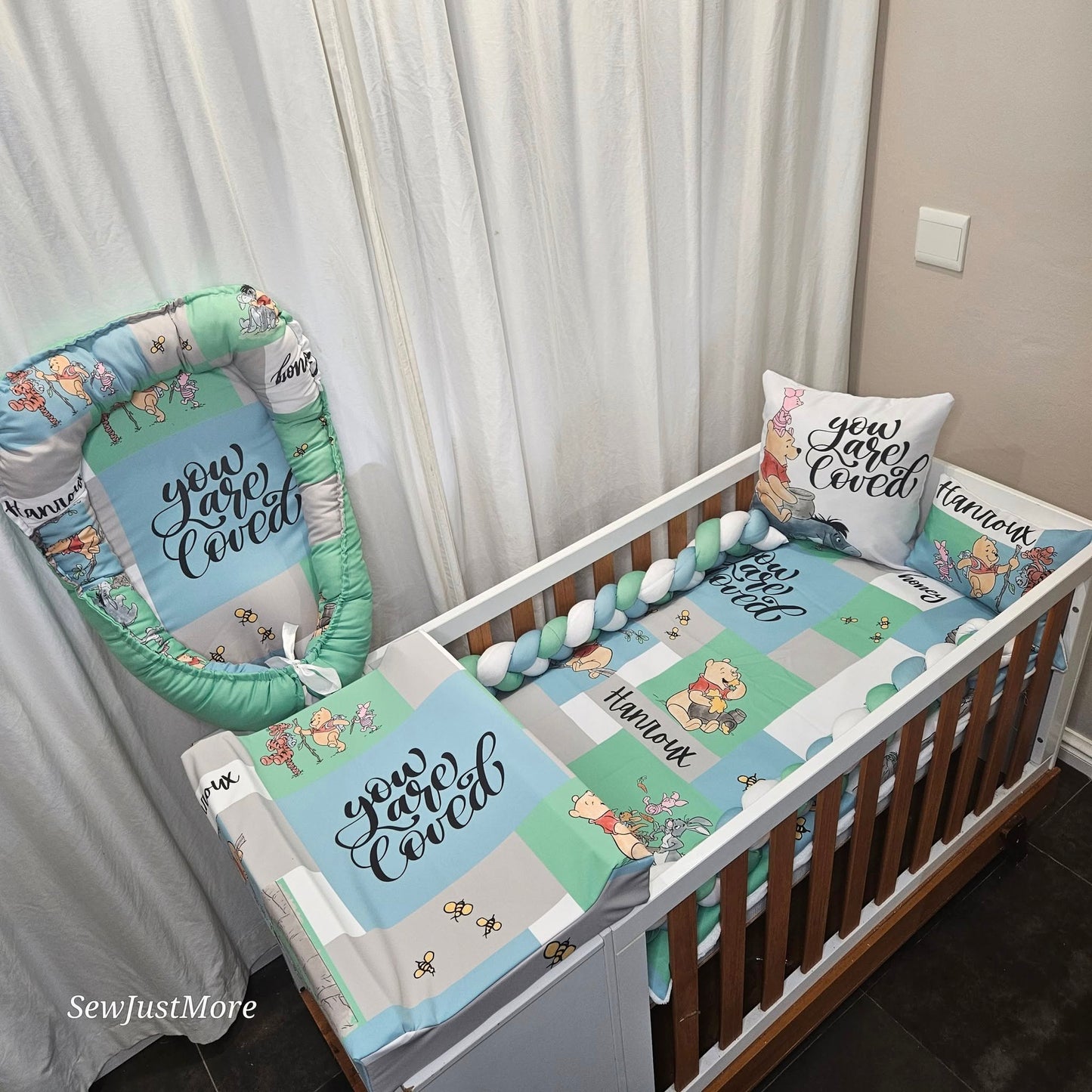 Baby Blue Pooh Bear cot linen