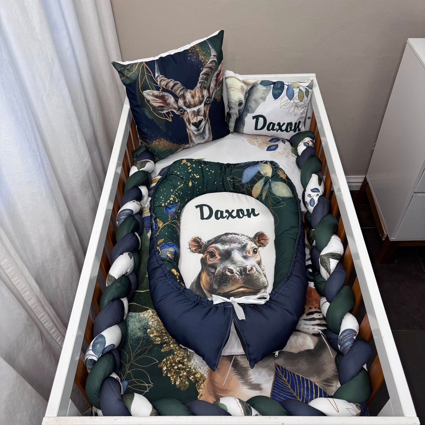 The Royal Safari Baby nest