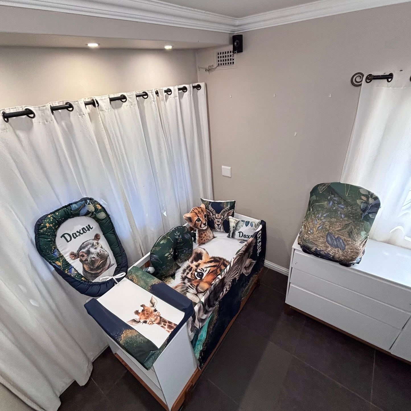 The Royal Safari Cot linen