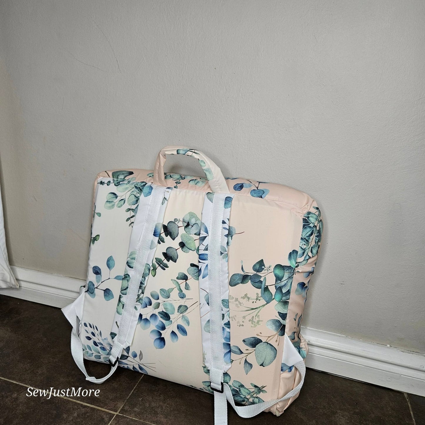 The Baby Highland cow travel nest bag