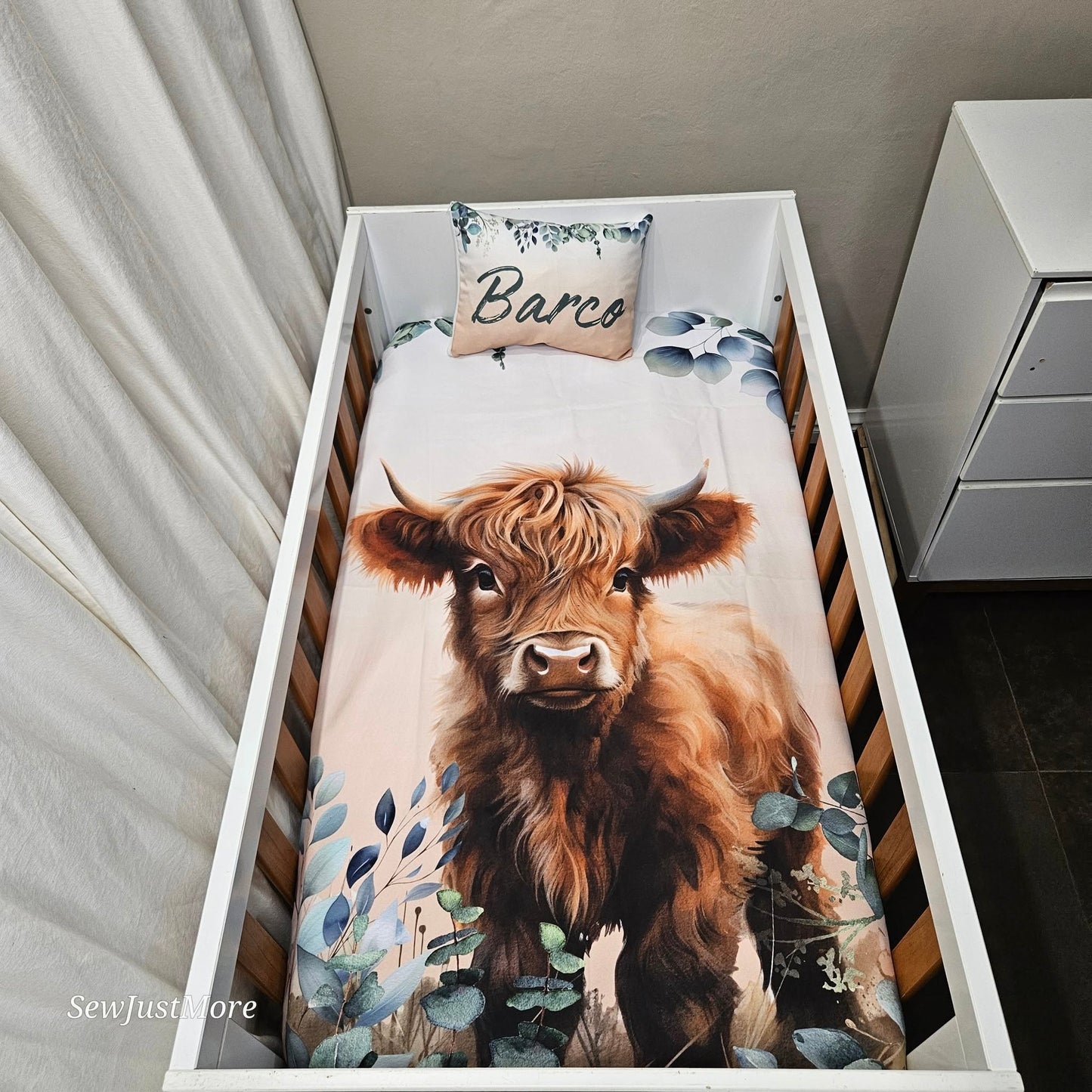 The Baby Highland cow cot linen