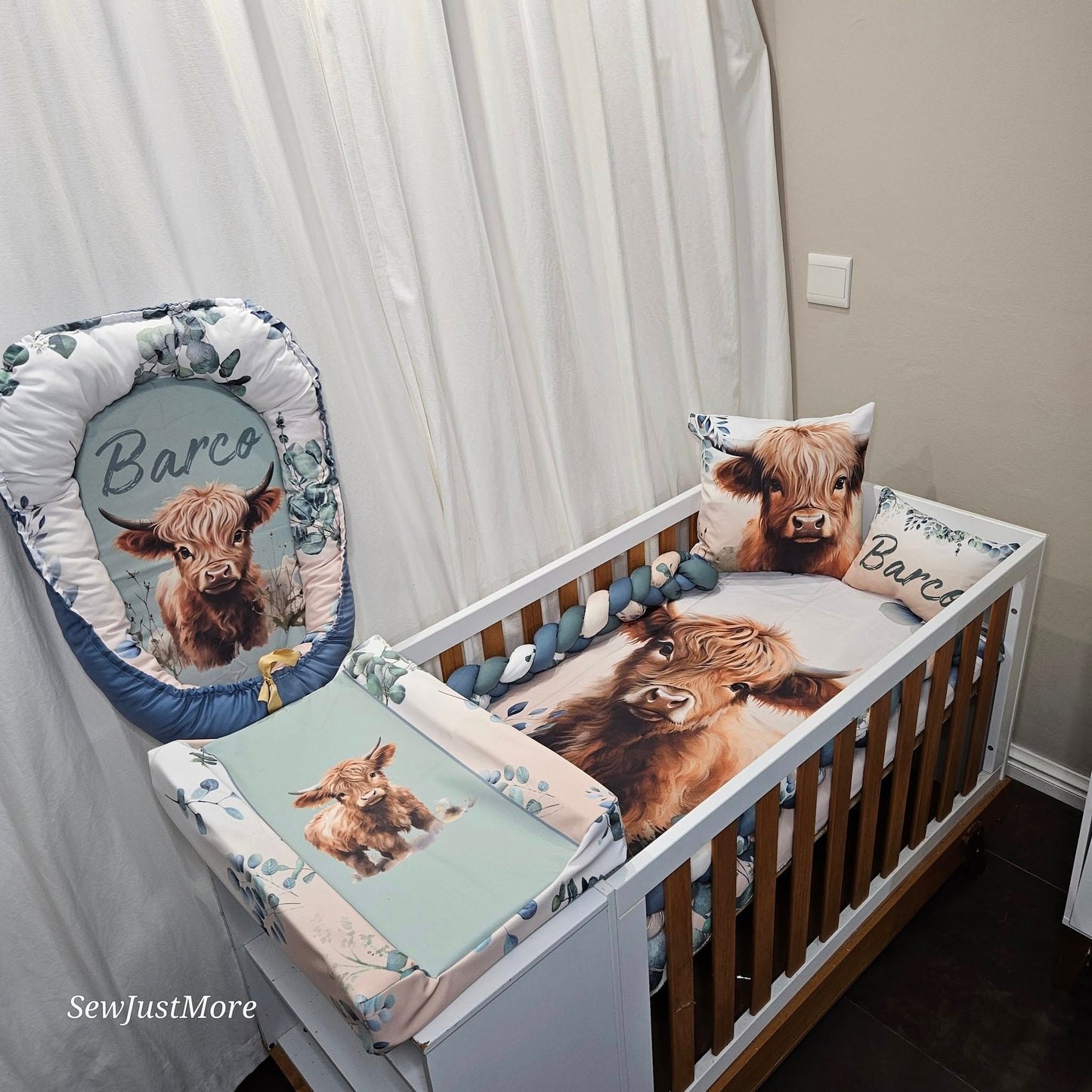 The Baby Highland cow cot linen