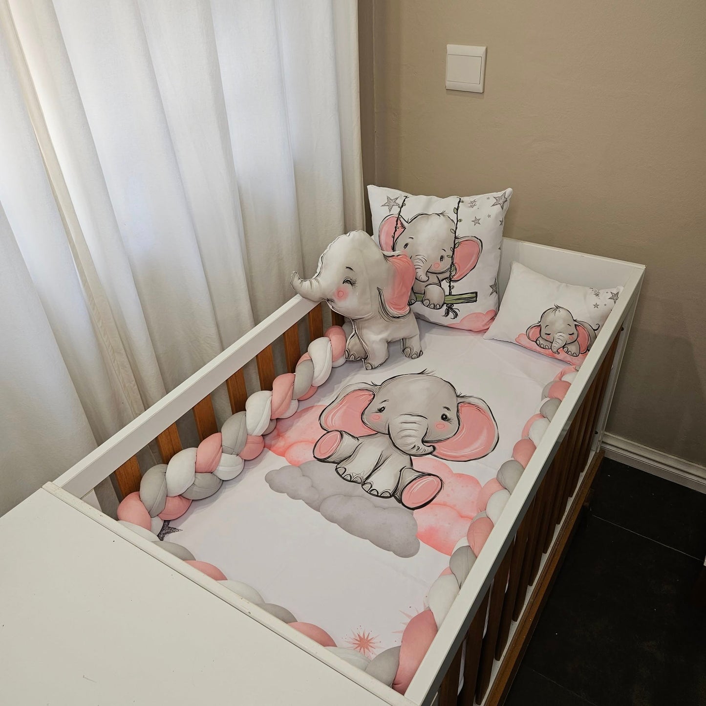 Dreamy Sweet Pink Ellie cot linen