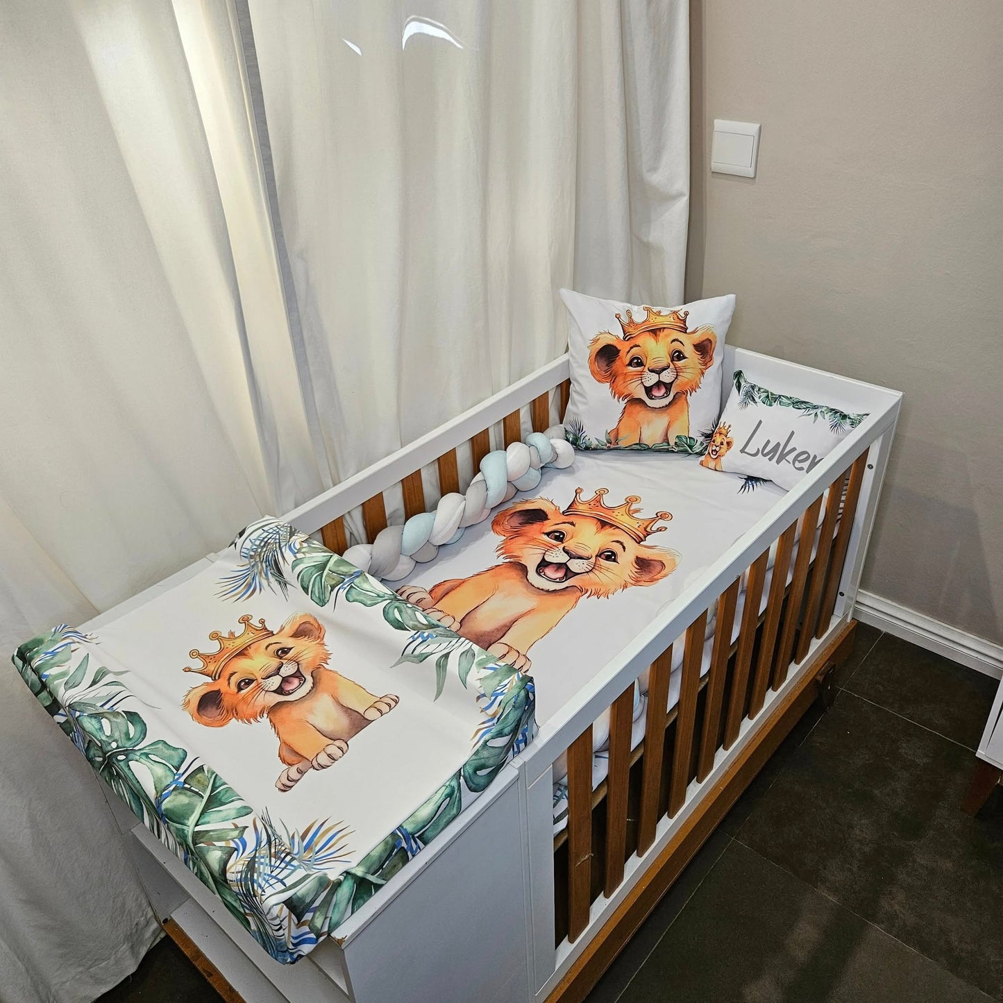 King of the Jungle cot linen