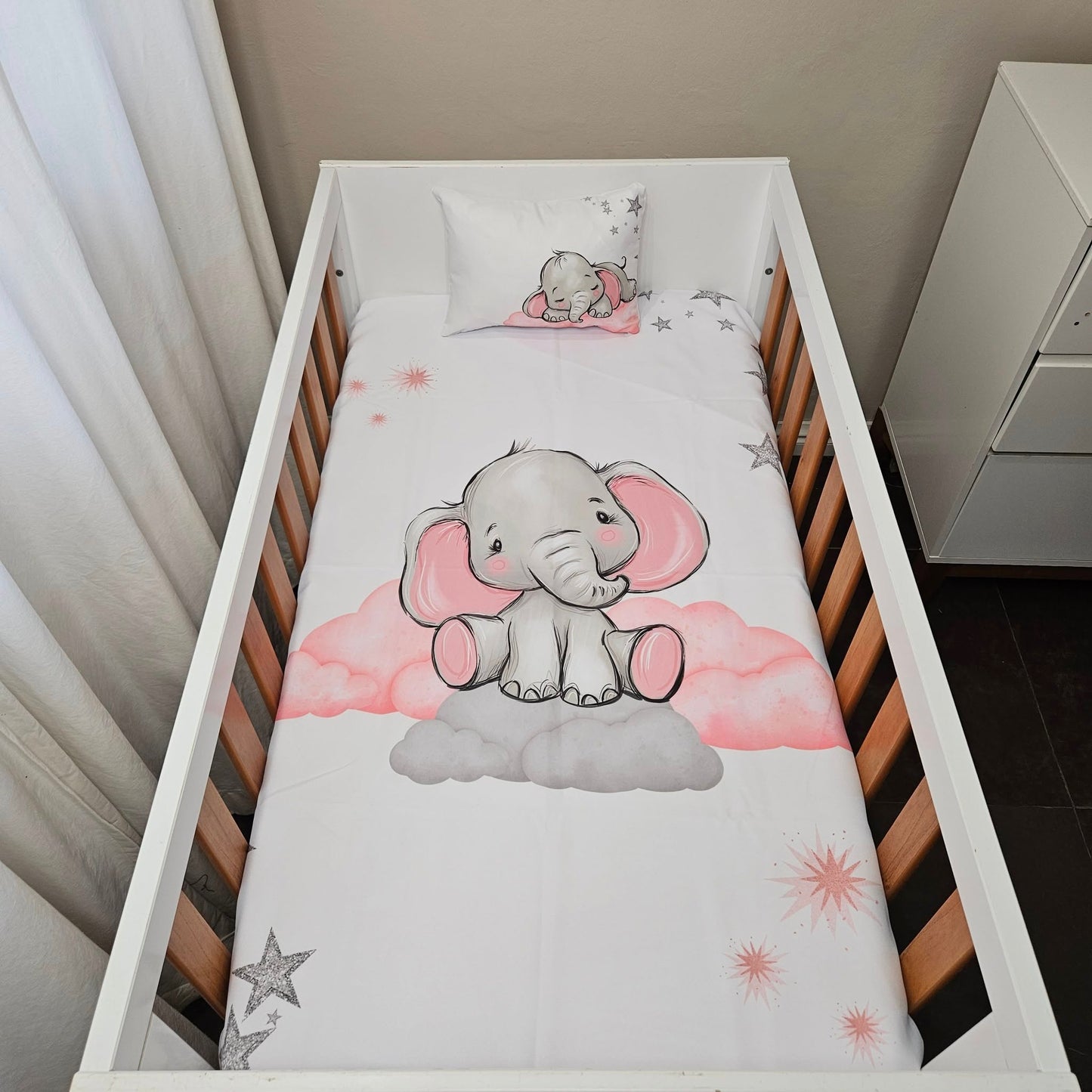 Dreamy Sweet Pink Ellie cot linen