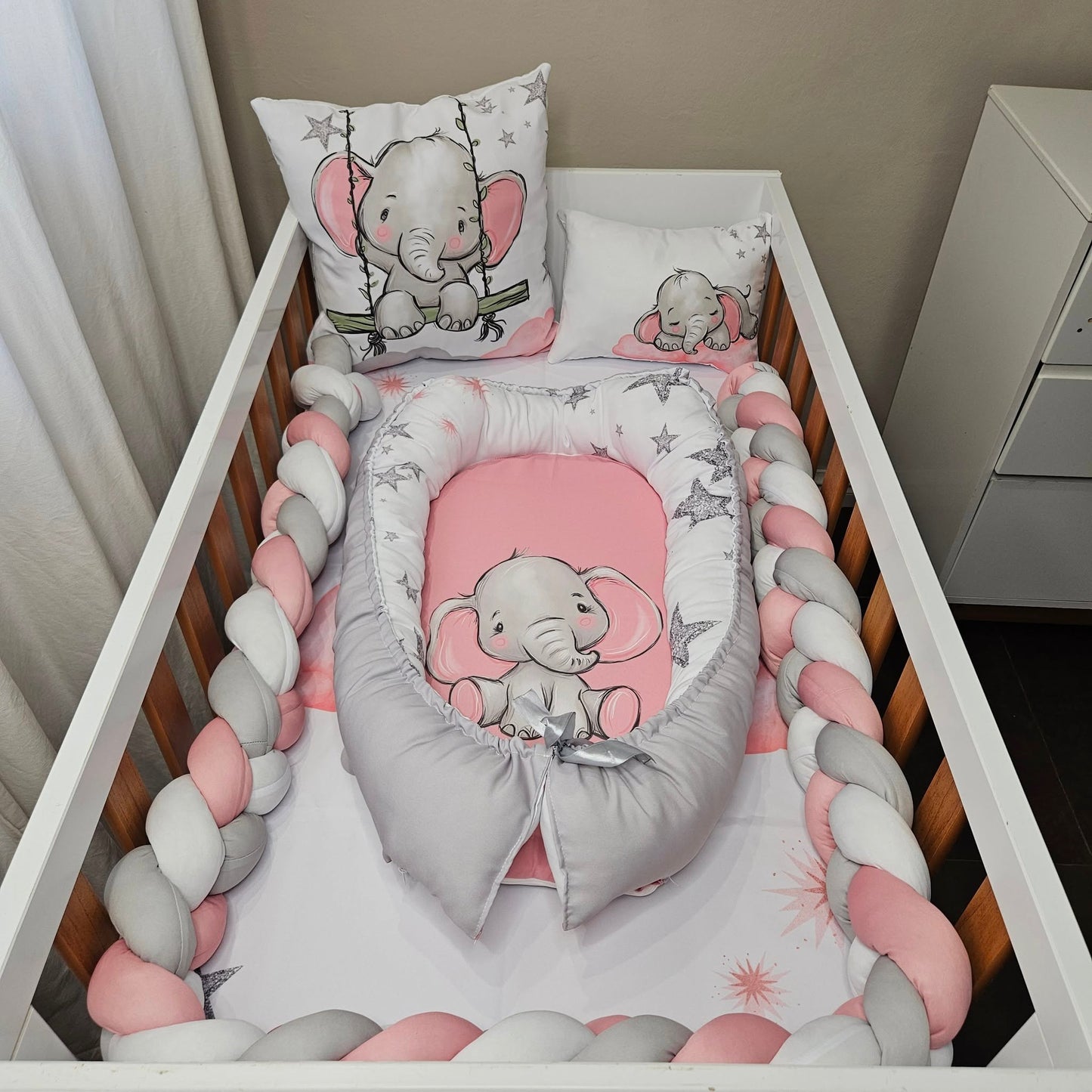 Dreamy Sweet Pink Ellie baby nest