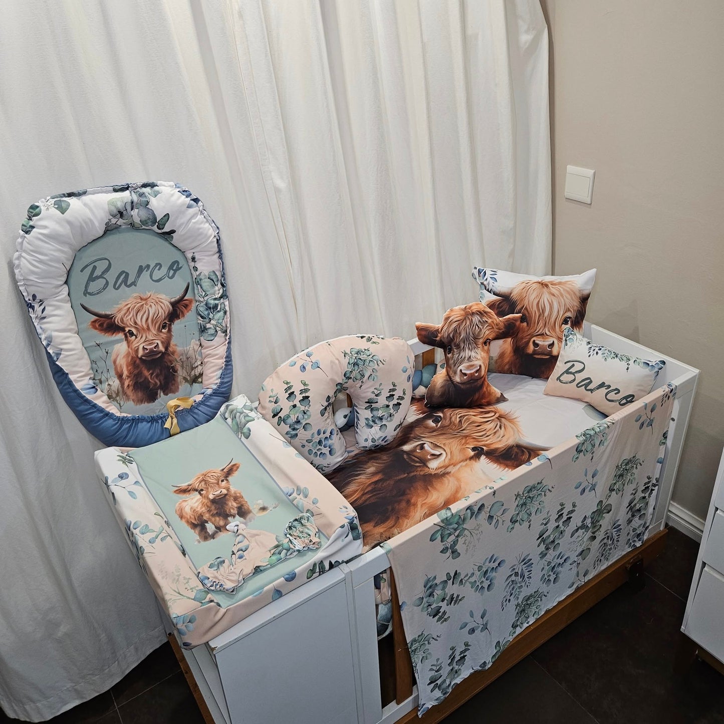 The Baby Highland cow cot linen