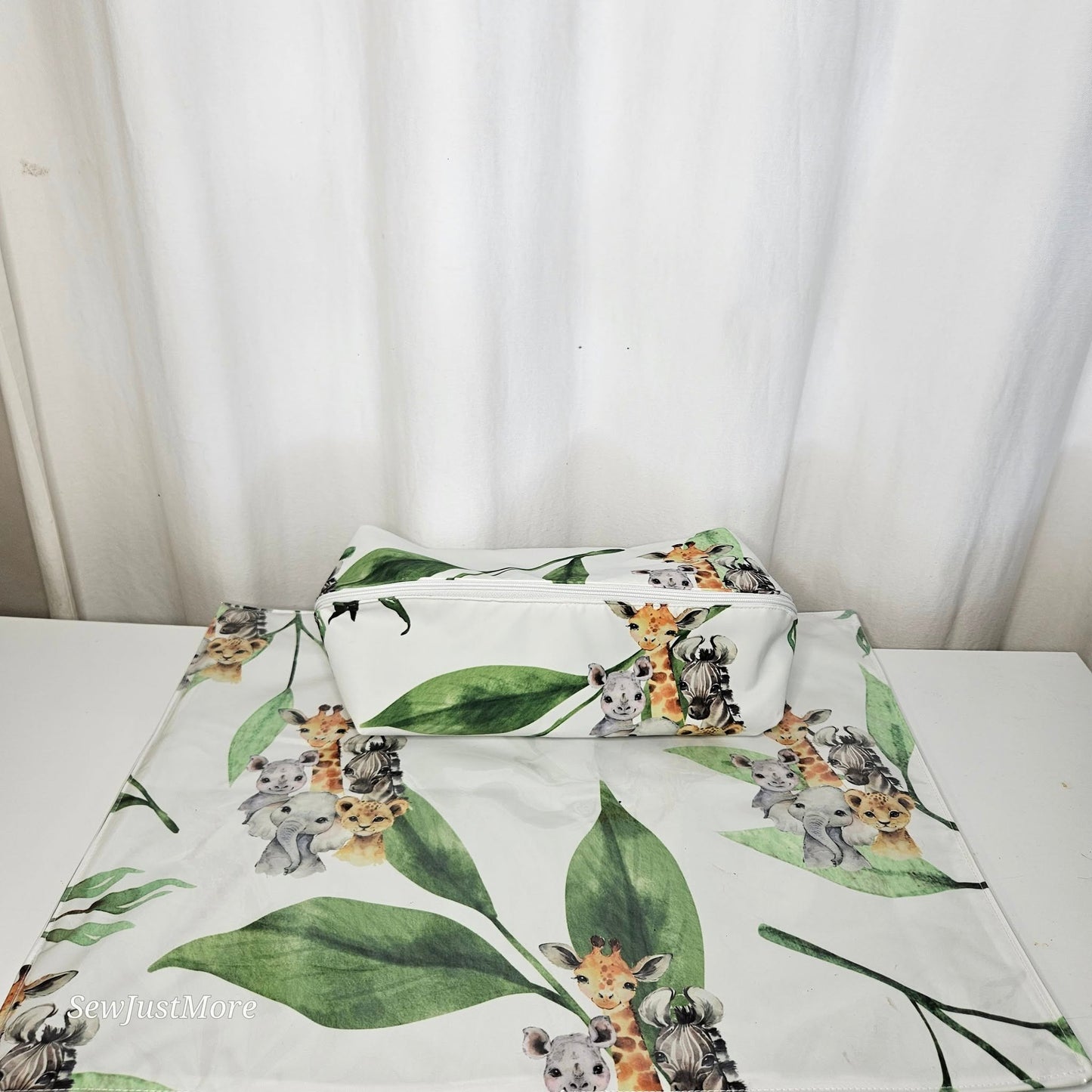 Green Leafy Safari cot linen