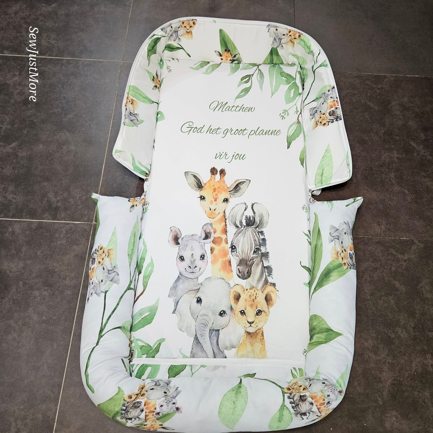 Green Leafy Safari cot linen