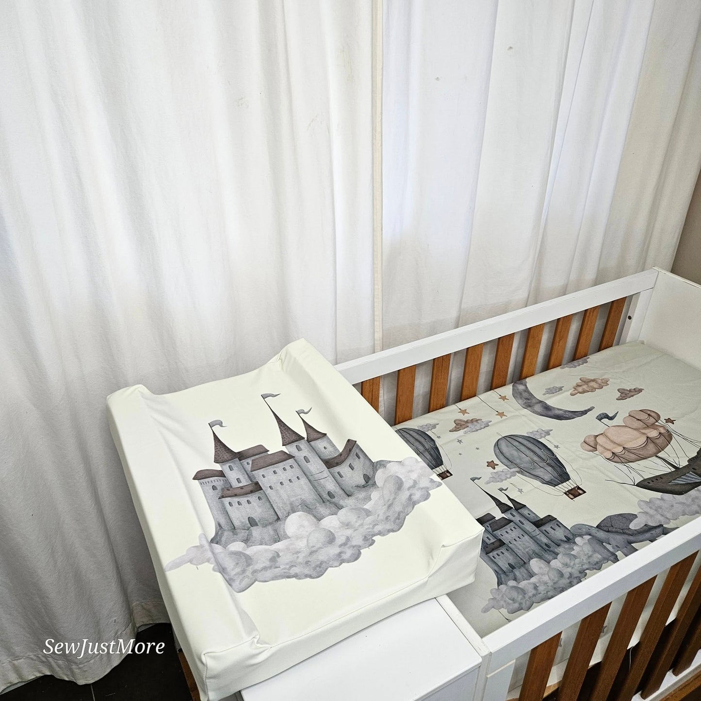 The World of Dreams cot linen