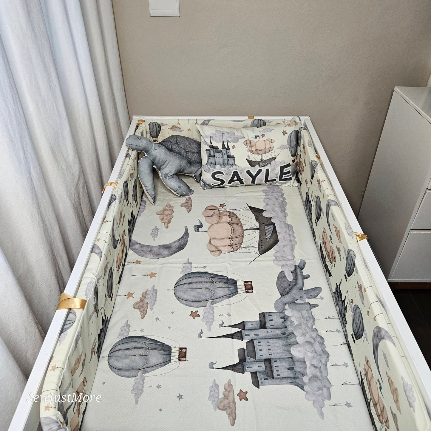 The World of Dreams cot linen