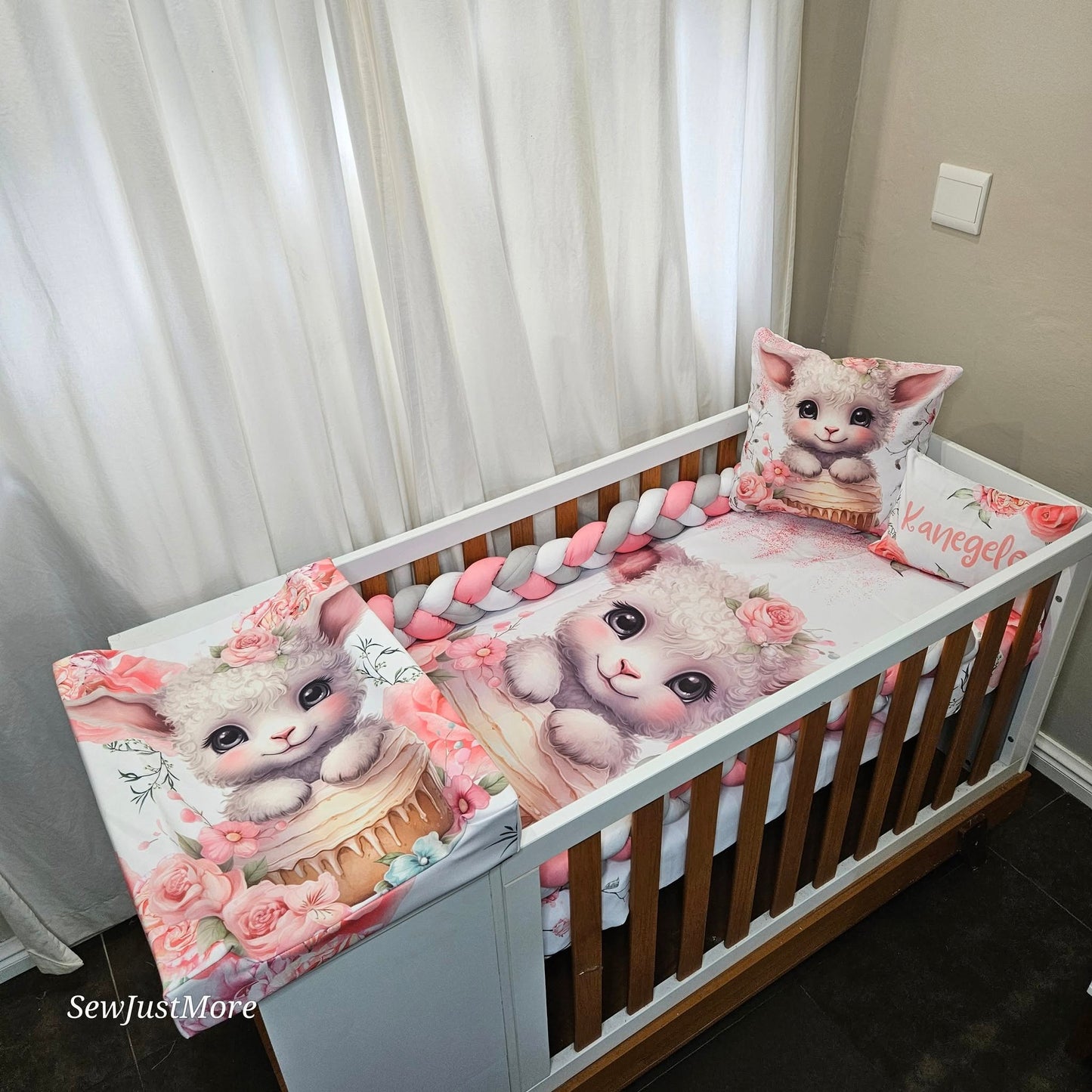 Cupcakes the Lamb cot linen