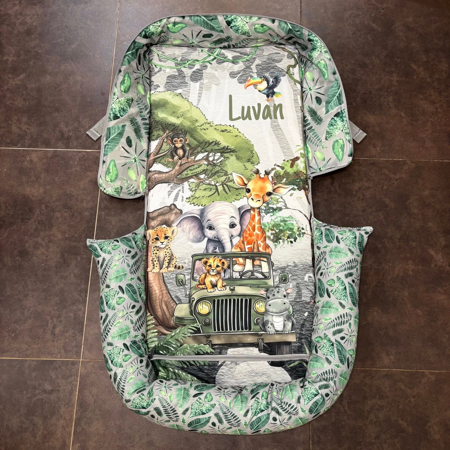 Grey Jungle Jeep Safari Travel nest bag