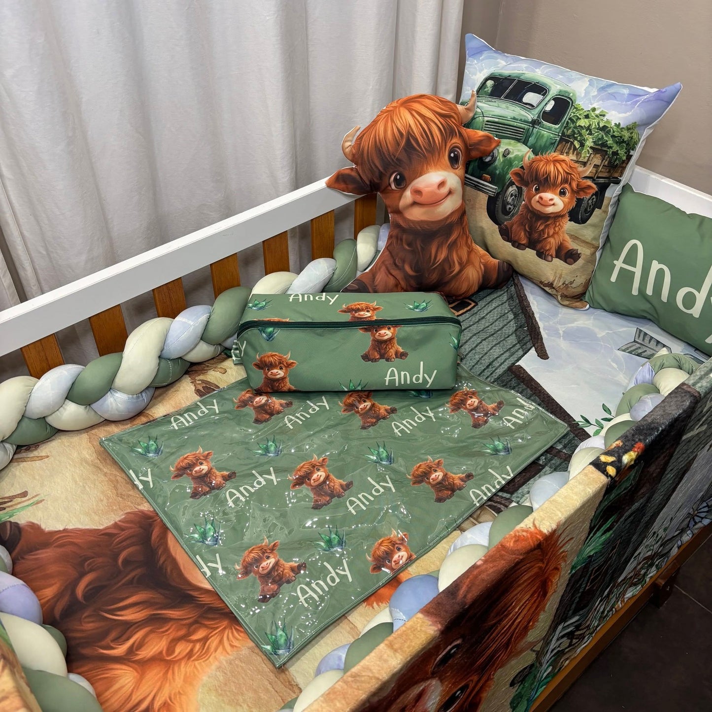 Andy The Farmer Highland Cow Cot Linen