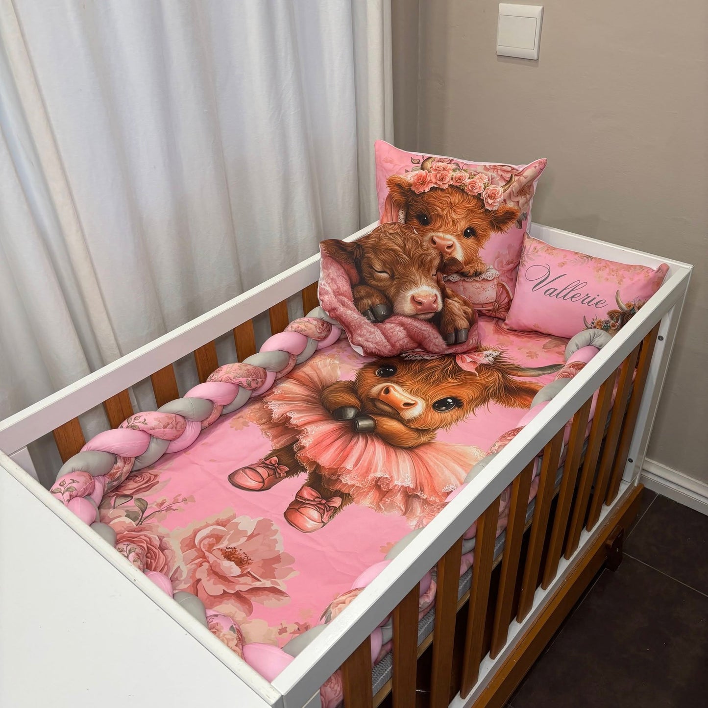 Harmonie the Highland Cow cot linen