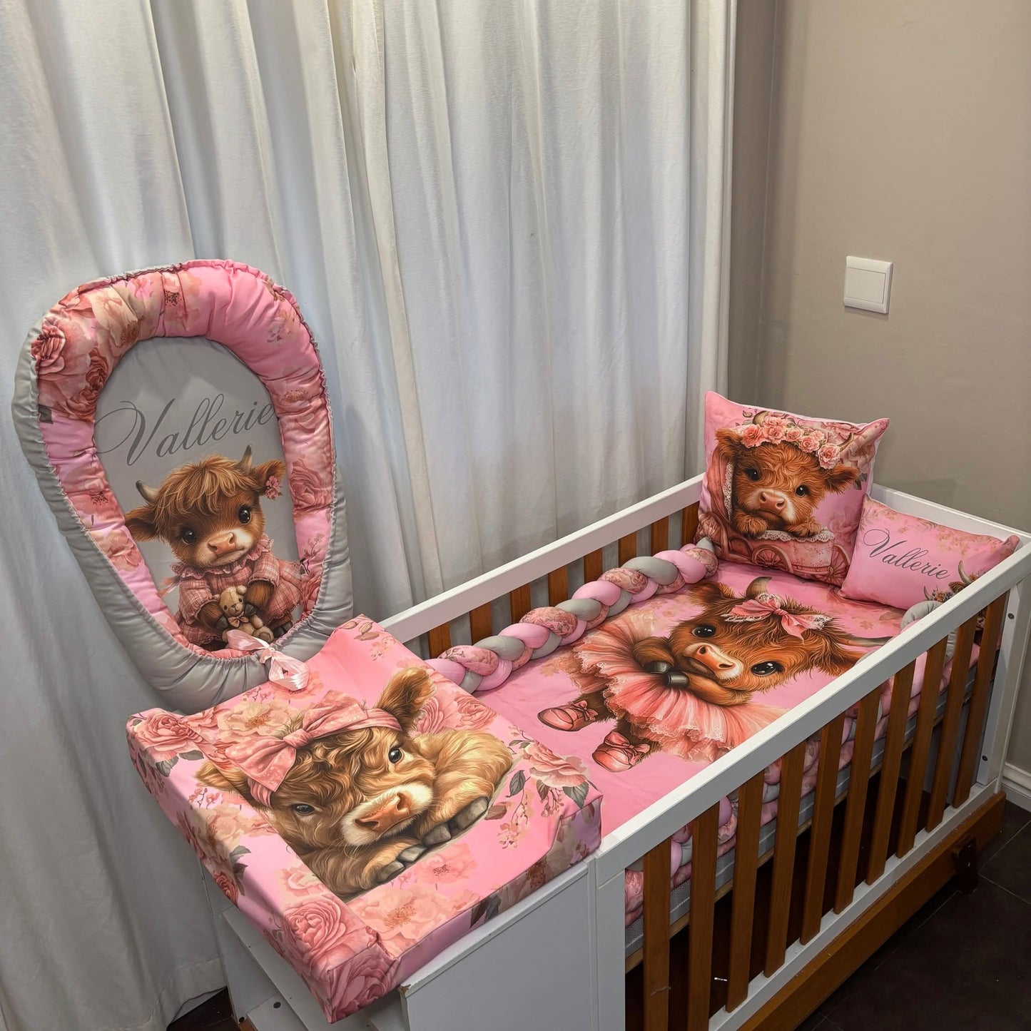 Harmonie the Highland Cow cot linen