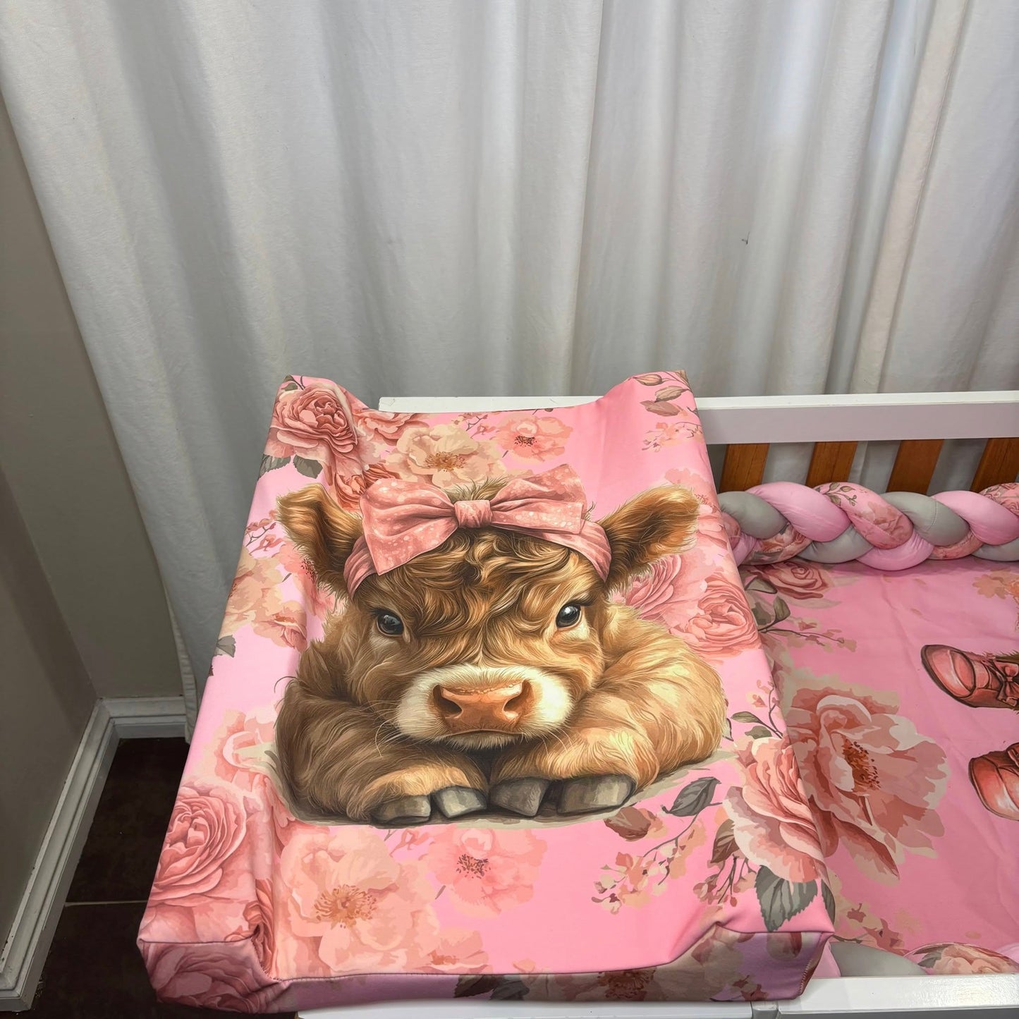 Harmonie the Highland Cow Waterproof changing mat