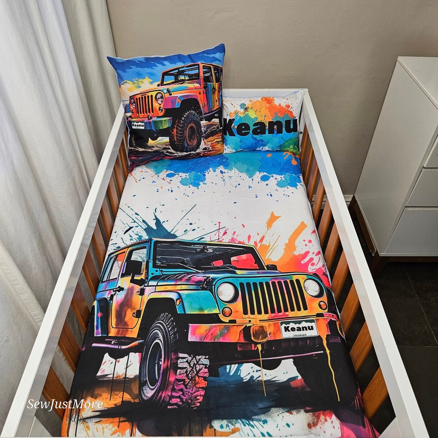 The adventurous Jeep cot linen