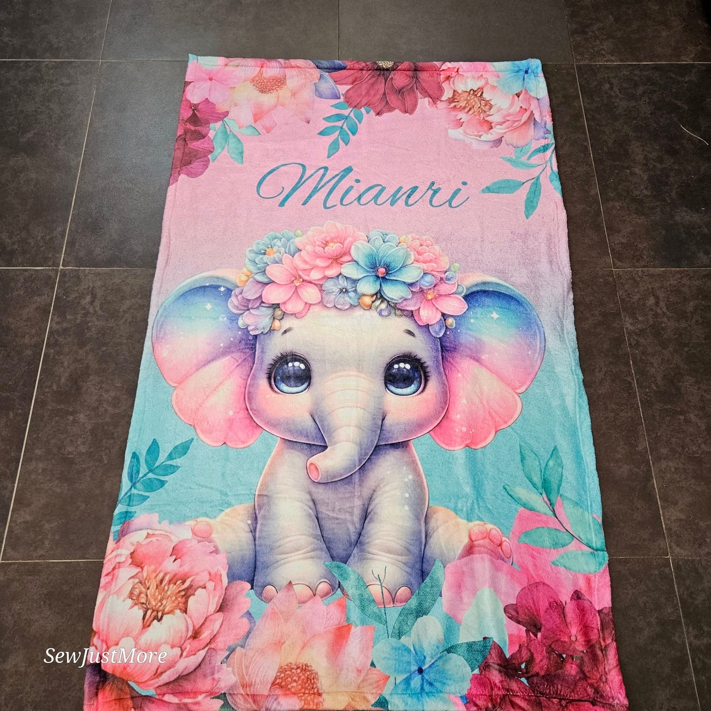 The Ultimate Ellie Fleece Blanket