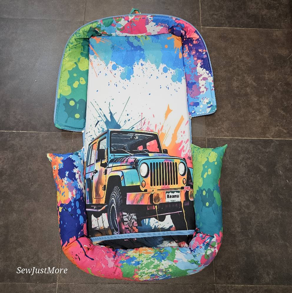 The adventurous Jeep Travel nest bag