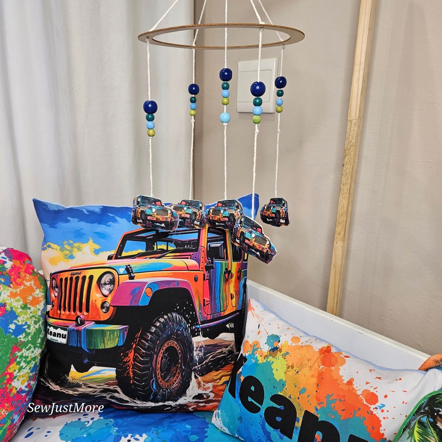 The adventurous Jeep Cot Mobile