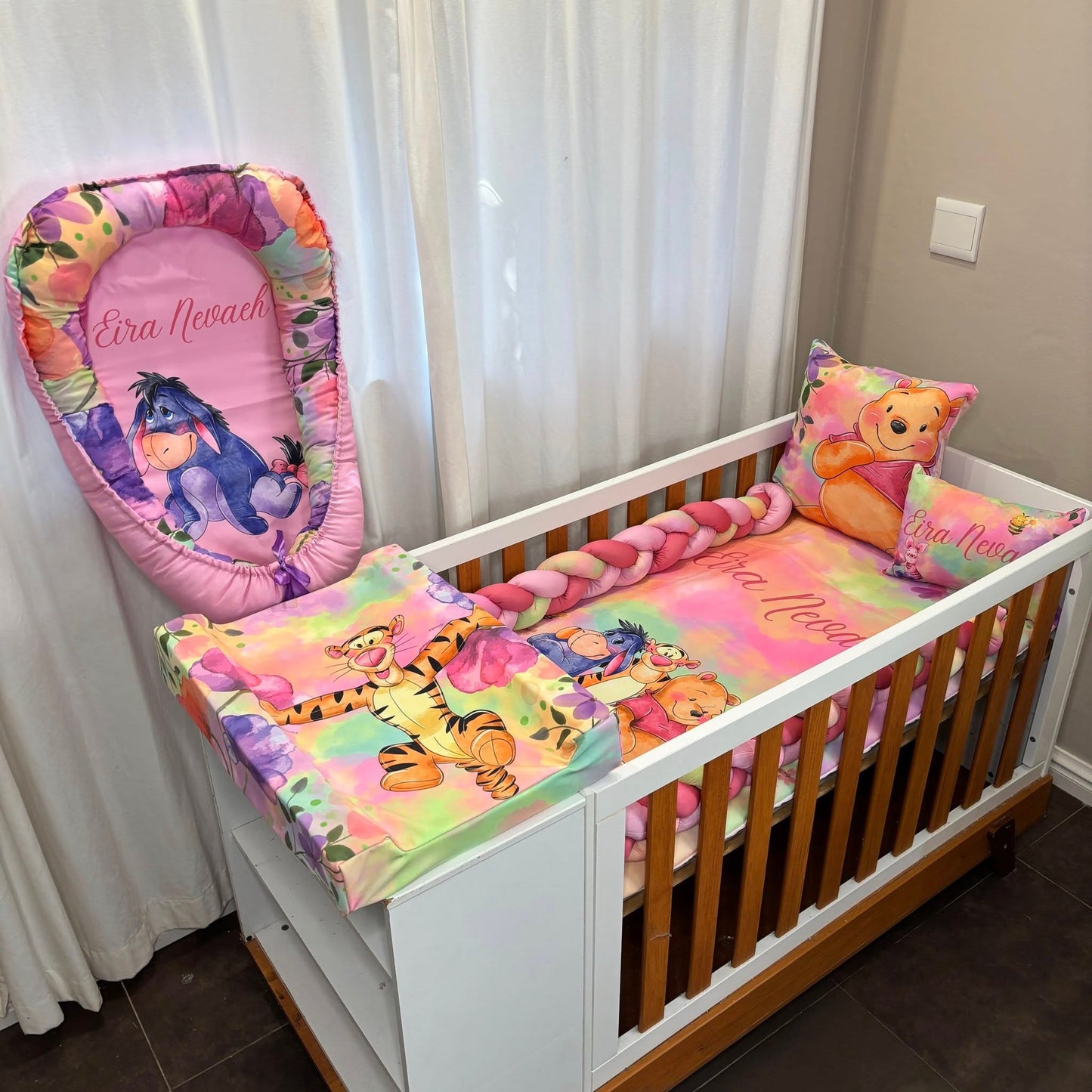 Wonderfully Colorful Pooh cot linen