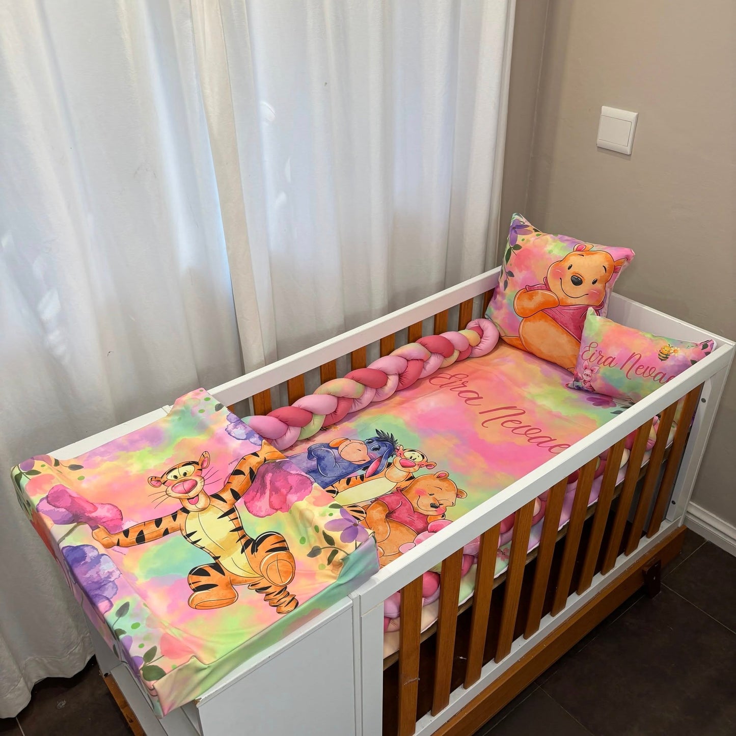 Wonderfully Colorful Pooh cot linen
