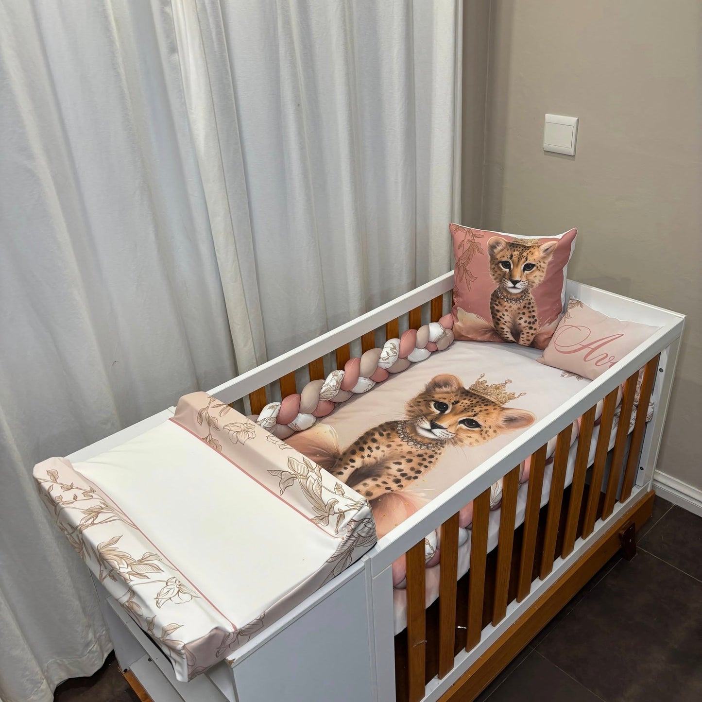 Boho Princess Cheetah cot linen