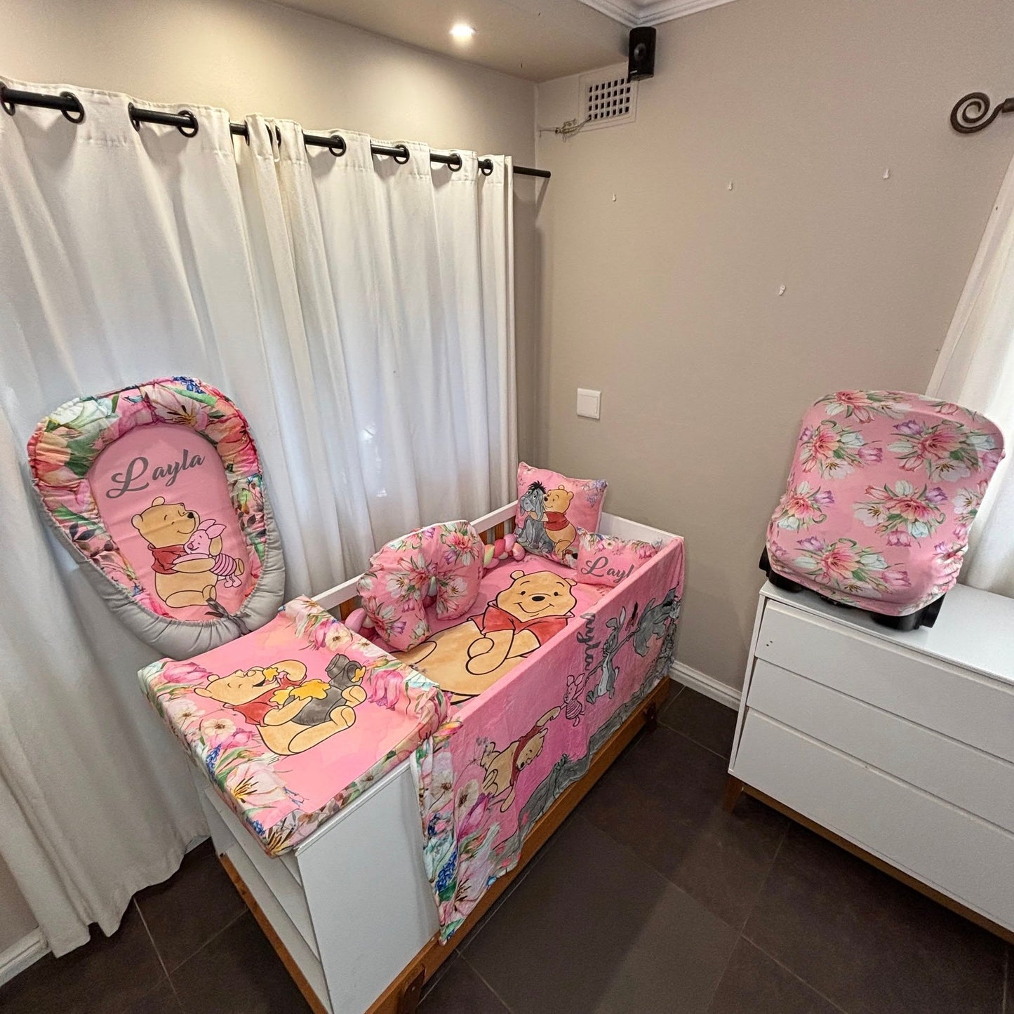 Pink Floral Classic Pooh cot linen
