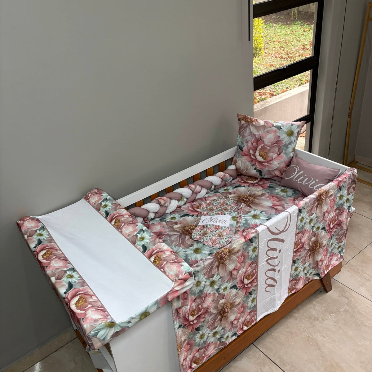 Floral Elegance Waterproof changing mat