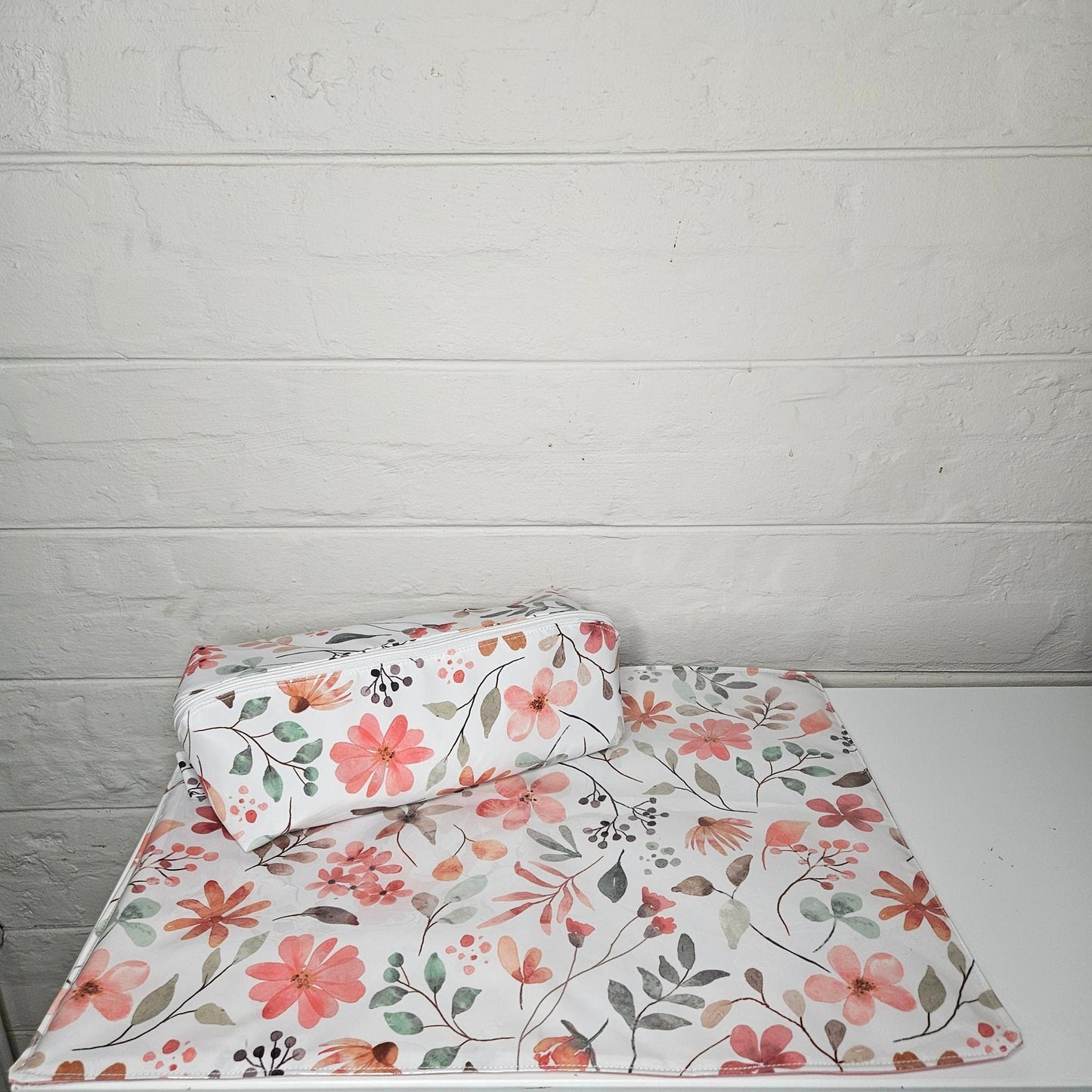 Boho Pink Floral cot linen Set
