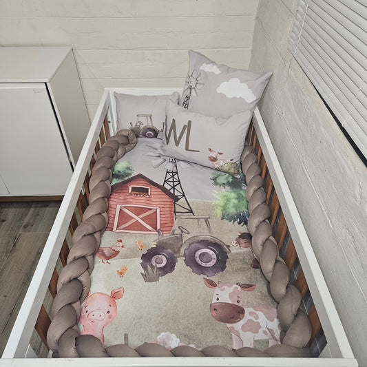 Olive Cartoon Farm cot linen