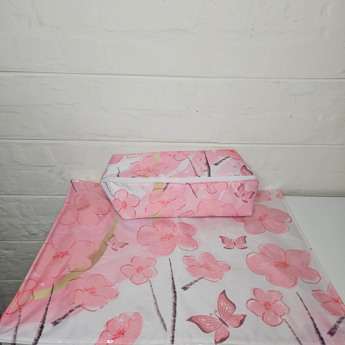 Magnificent Minnie Mouse cot linen