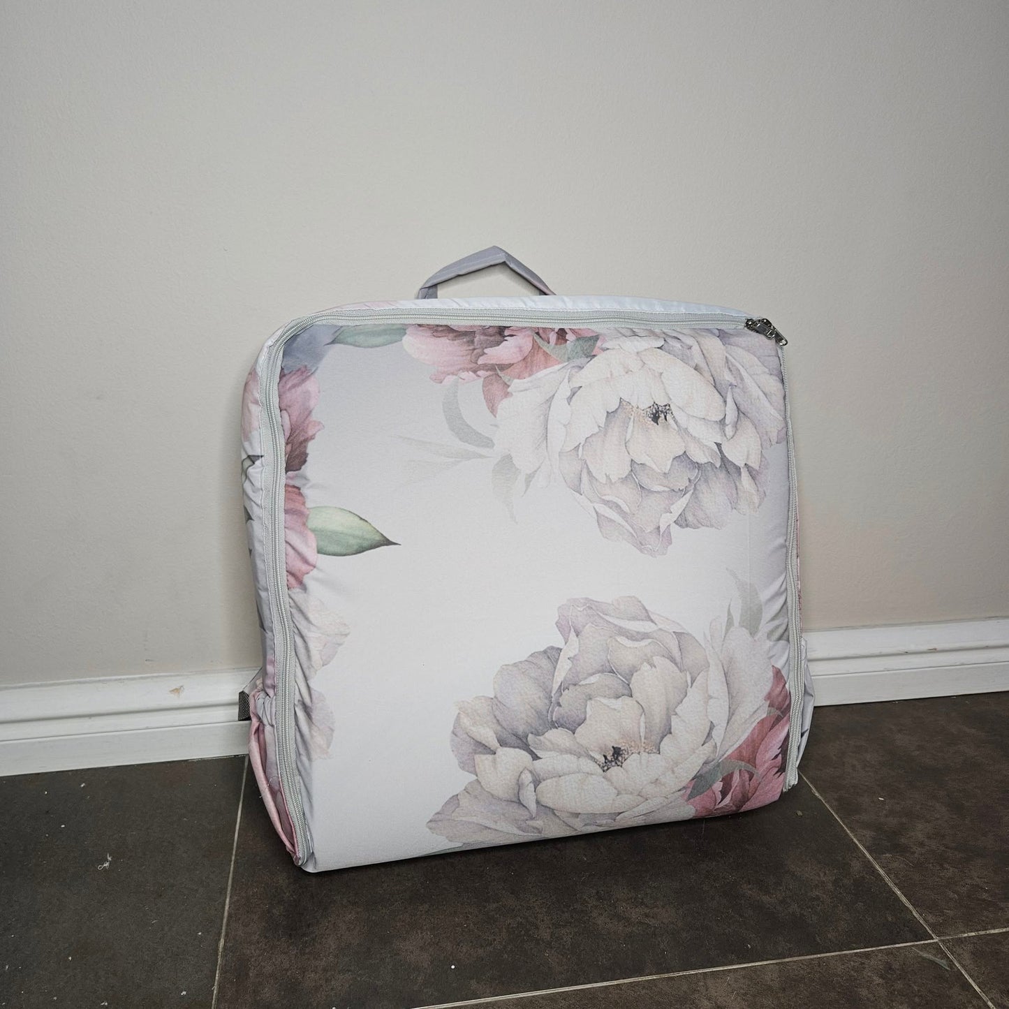 Silver Peony Bunny Travel nest bag