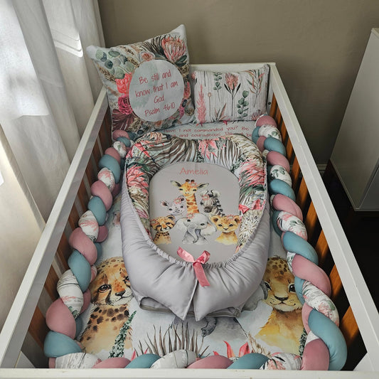 Karoo Fynbos Safari (Duck egg and Mint) Baby nest