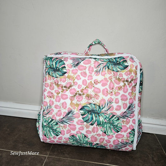 Tropical Leopard Travel nest bag