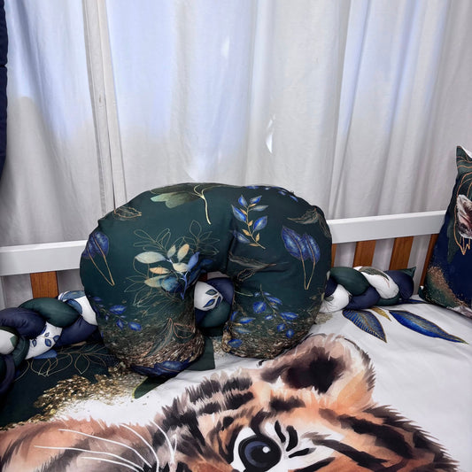 The Royal Safari nursing pillow